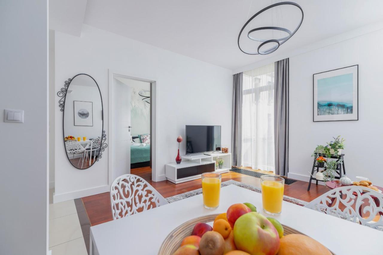 Apartment Lobzowska Cracow By Noclegi Renters Cracovia Exterior foto